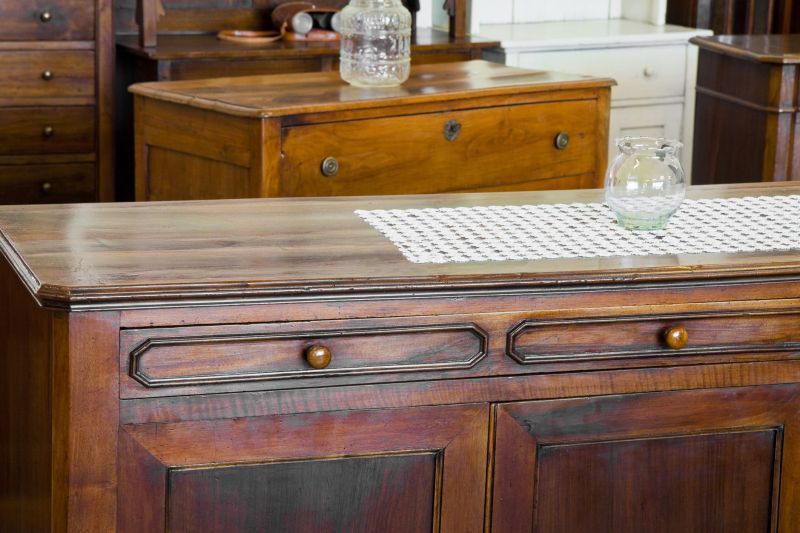 Cabinet Restoration and Refinishing
